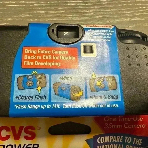 CVS Super Versatile One-Time-Use CAMERA 35 mm - Picture 5 of 6